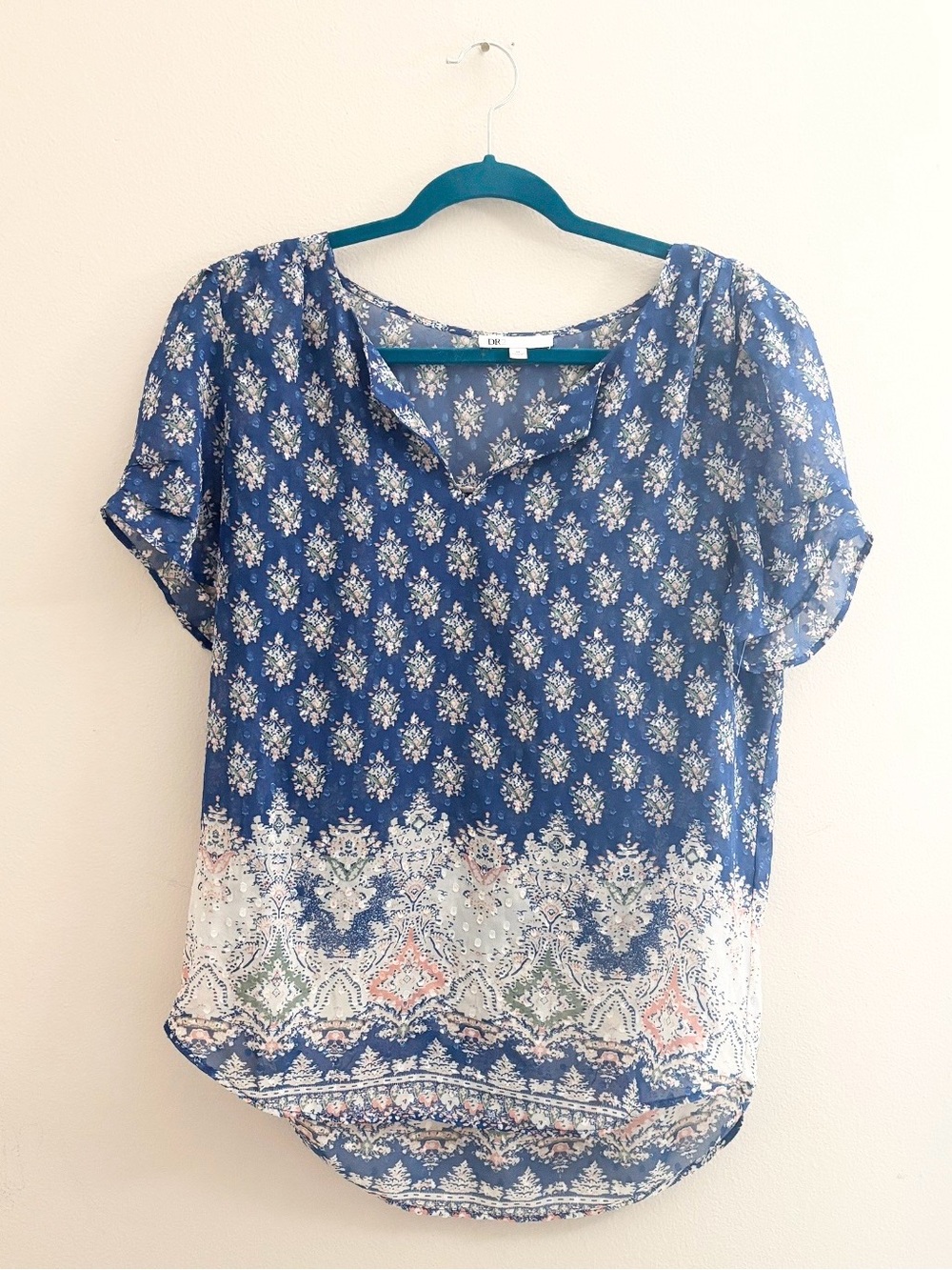 5/$15 🩷 MUST BUNDLE DR2 Navy Blue Floral Border Print Short Sleeve Top
